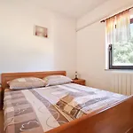 شقة Dario
