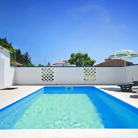 Apartment Dario